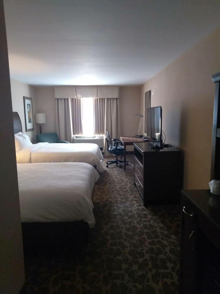 Hilton Garden Inn Charlotte/Конкорд Екстер'єр фото